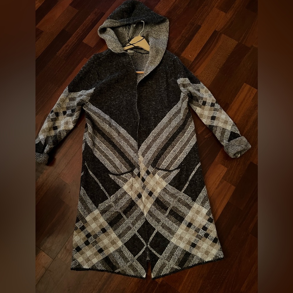 Natural Selections Women’s Long hooded Coat Sweater medium